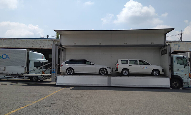 超低底専用パワーゲート車4